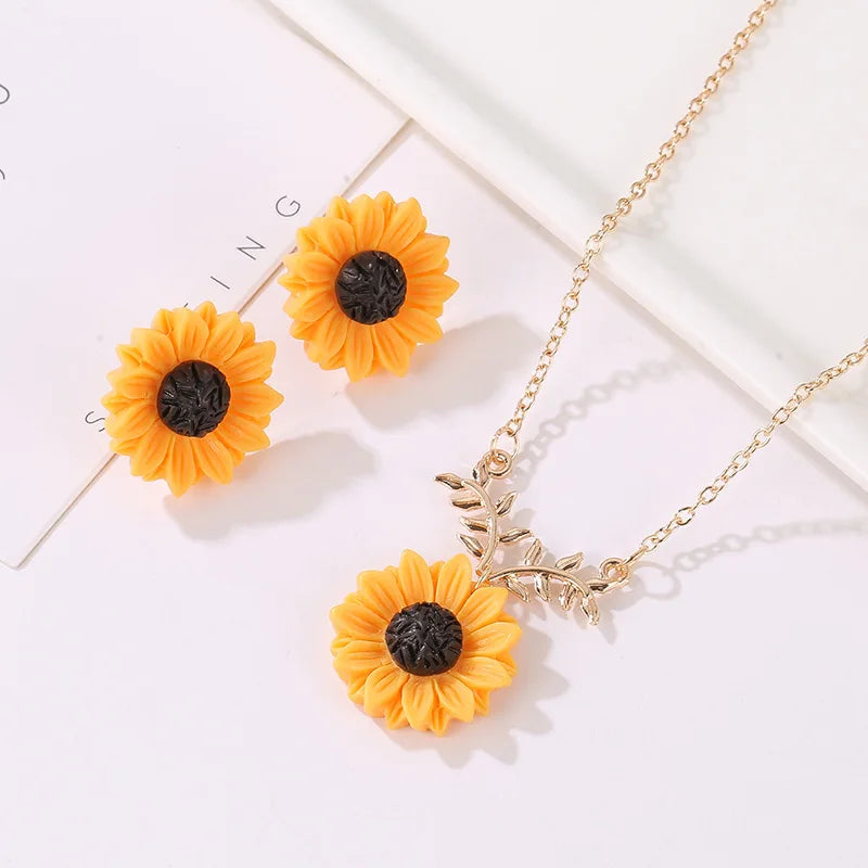 Sunflower Pendant Necklace